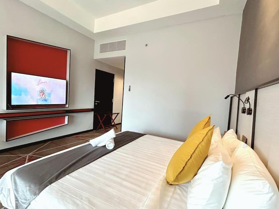 M101 Klcc Kl City King Suites By Livin Kuala Lumpur Exteriör bild