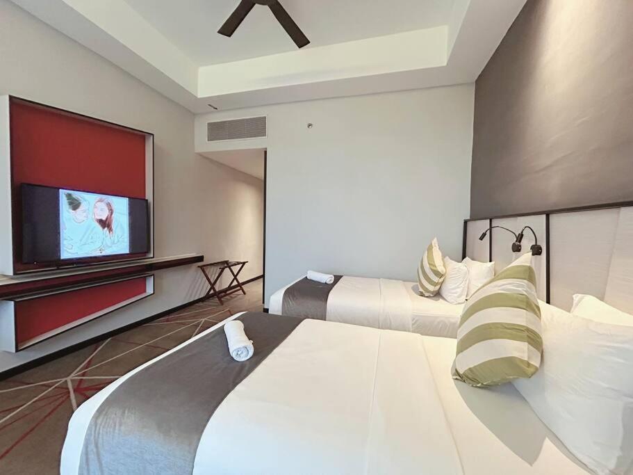 M101 Klcc Kl City King Suites By Livin Kuala Lumpur Exteriör bild
